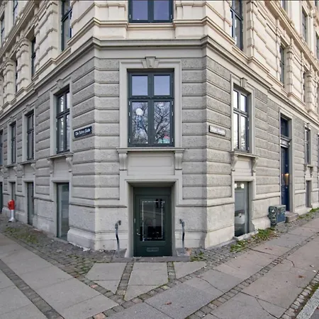 Luxury Central W. Balcony And Lake View Lejlighed København